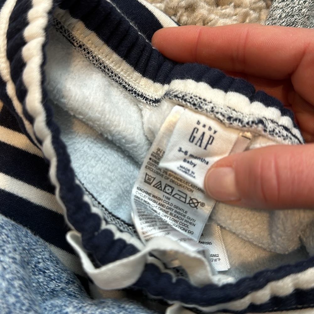 Baby Gap 3-6mo pants x3 - Picture 6 of 7